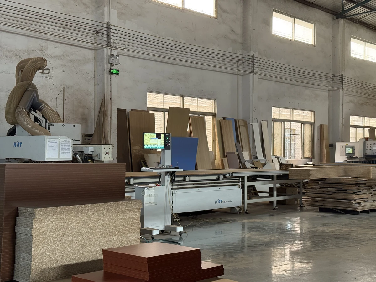 08-custom-solution-infrastructure-panel-machinery